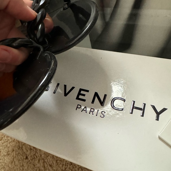 Givenchy jelly chain link sandals 37 or 7 - Picture 7 of 8